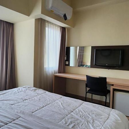 Apartemen Solo Paragon By Cariapartemen-Id Bonorejo Exterior photo